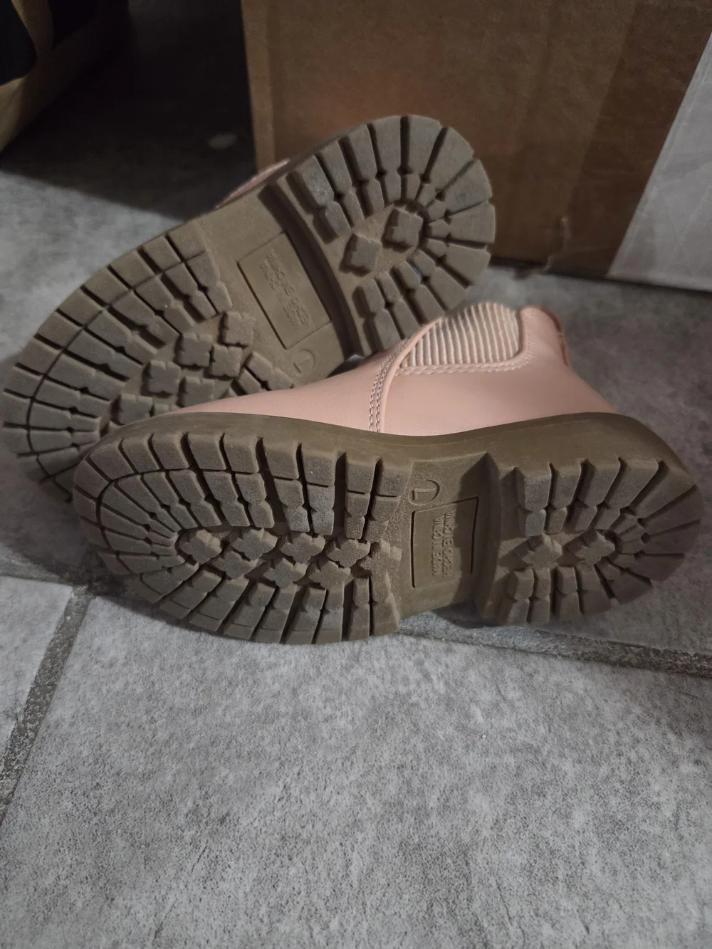 Kids Pink Chelsea Boots - Stylish Slip-On Ankle Booties